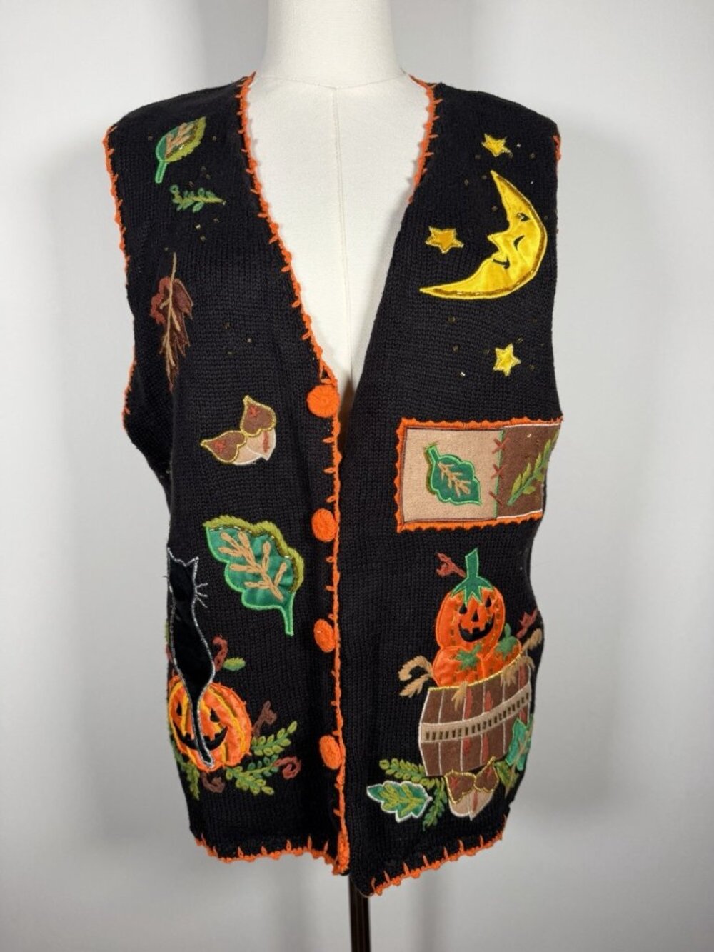 Vintage 90s Basic Editions Halloween black cats pumpkins beaded knit vest L